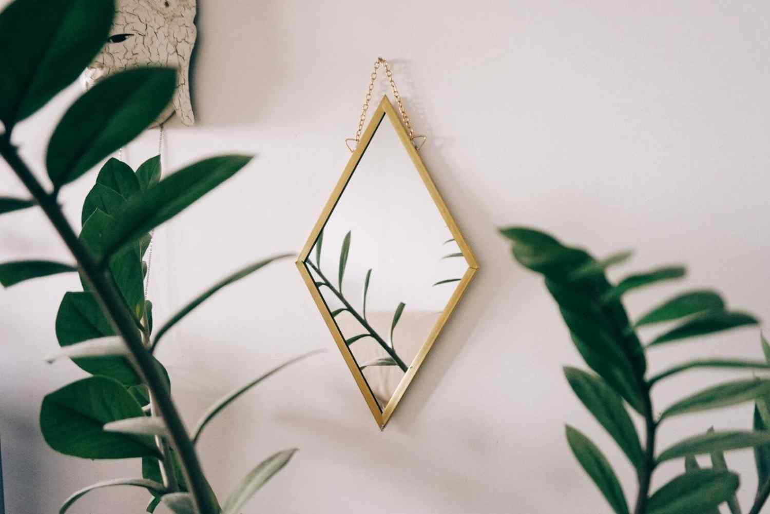 تصویر 2 از آینه دکوراتیو مینیمال مخصوص ورودی خانه